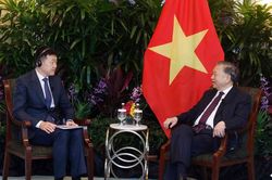 Tổng Bí thư, Chủ tịch nước Tô Lâm tiếp lãnh đạo các doanh nghiệp và tổ chức tài chính lớn của Singapore