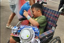 Hơn 18.000 phần quà tặng bệnh nhi dịp 1-6