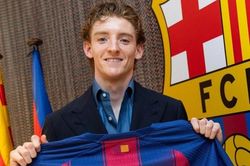 CHÍNH THỨC: Barca chiêu mộ Anthony Gordon với giá hơn 80 triệu euro; Mourinho tái hợp Real Madrid