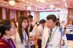 Ngành y tế Cà Mau phấn đấu vươn lên nhóm khá của cả nước