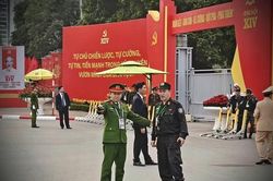 Những đêm trắng đổi lấy bình yên và cuộc chiến không mỏi trên đường phố Thủ đô