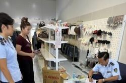 Đồng Nai: Phát hiện, tạm giữ hàng chục sản phẩm nghi giả mạo nhãn hiệu nổi tiếng