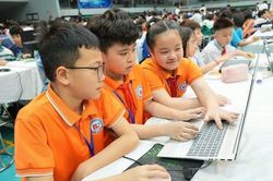 Bảo vệ trẻ em trên không gian mạng là ưu tiên cấp bách toàn cầu