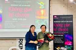 Họa sĩ Trần Hồng Vân truyền cảm hứng cho giới trẻ đến với nghề thiết kế sân khấu