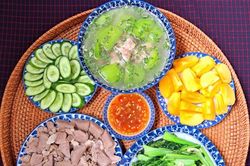 8 mâm cơm gia đình vợ đảm làm cho chồng thích ăn cơm nhà