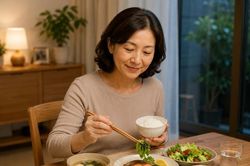 Giảm cân hiệu quả hơn nhờ thay đổi thời điểm ăn tối