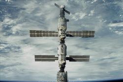 Rò rỉ khí trên ISS buộc phi hành gia trú ẩn khẩn cấp
