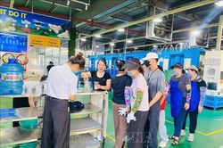 Đồng bộ các giải pháp chống nóng, đảm bảo sức khỏe cho người lao động