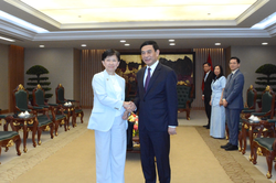Phó thủ tướng, Bộ trưởng Bộ Quốc phòng Phan Văn Giang tiếp Phó tổng thư ký Liên hợp quốc phụ trách giải trừ quân bị