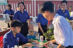 Tiếp sức sĩ tử
