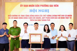 Thanh niên Phạm Thế Huy Hoàng dũng cảm cứu người nhận bằng khen của Thủ tướng Chính phủ