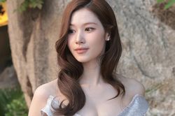 Vẻ gợi cảm của mỹ nhân Nhật hoạt động ở Hàn Quốc