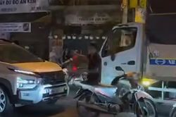 Người đàn ông gây hỗn loạn 1 tuyến đường ở TPHCM do 'buồn chuyện gia đình'