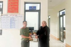 Công dân không ham của rơi
