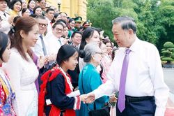 Con người, văn hóa và niềm tin luôn là trung tâm của mọi chính sách phát triển