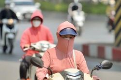 Miền Bắc sắp hứng nhiều đợt nắng nóng trên diện rộng
