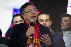 Tổng thống Colombia kêu gọi tăng cường giám sát bầu cử
