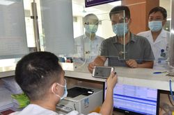 Bộ Y tế: Xử lý nghiêm hành vi lợi dụng chức vụ gây phiền hà cho người bệnh