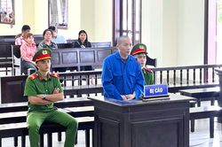 Lãnh 16 năm tù vì mang dao truy sát chủ nợ