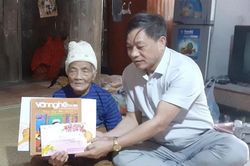 Những người đi tìm ký ức dân gian