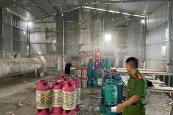 Phát hiện cơ sở sang chiết khí gas trái phép từ bồn chứa 5 tấn tại Hà Nội