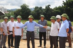 Phó Chủ tịch UBND tỉnh Nguyễn Minh Phú kiểm tra các dự án giao thông trọng điểm