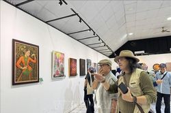Không gian nghệ thuật đa sắc màu chào mừng 499 năm thành lập Jakarta