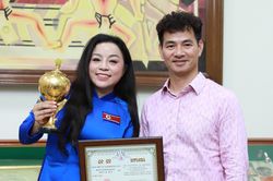 NSƯT Tố Nga xuất sắc giành Cúp Vàng Liên hoan Nghệ thuật quốc tế của Triều Tiên