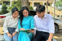 C&ocirc; gi&aacute;o t&acirc;m huyết với sự nghiệp trồng người