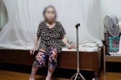 Hà Nội yêu cầu làm rõ vụ bà cụ 87 tuổi phải khiêng đến phường Bạch Mai làm thủ tục hành chính