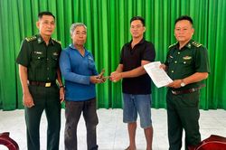 Biên phòng Lình Huỳnh hỗ trợ tìm người đánh rơi ví tiền
