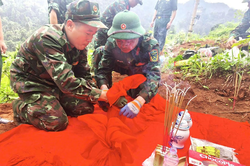 Xã Minh Tân (Tuyên Quang): Cất bốc, quy tập 1 hài cốt liệt sĩ và 1 ngôi mộ tập thể
