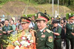 Thắt chặt quan hệ đoàn kết Việt Nam - Lào trong chương trình Giao lưu hữu nghị Quốc phòng