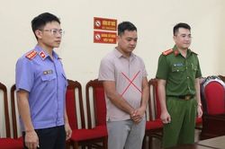 Thiết lập hệ thống bán sản phẩm thời trang 'Owen' giả cho hàng chục đại lý