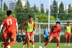 Tuyển Việt Nam tăng tốc, hoàn thiện chiến thuật trước màn thử sức với Gangwon FC