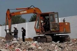 Khởi tố vụ án đổ trái phép gần 800 tấn chất thải rắn xây dựng tại TP.HCM