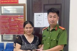 Tiếp nhận cá thể rùa do người dân tự nguyện giao nộp