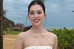 Phim có Tiểu Vy rời rạp, thu 16 tỷ đồng