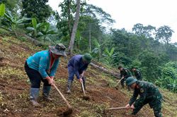 Tiểu đoàn 1, Trung đoàn 82 tổ chức hành quân dã ngoại làm công tác dân vận