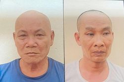 Khởi tố 2 đối tượng thu tiền 'bảo kê' tàu thuyền neo đậu trên sông Đá Bạc