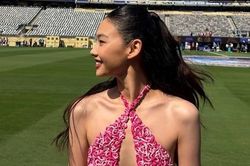 Mỹ nhân Hàn rước cúp vàng World Cup là ai?