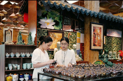 Giữ lửa làng nghề trong nhịp sống công nghệ