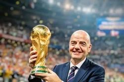 Sau World Cup 2026, FIFA c&oacute; th&ecirc;m l&yacute; do mở rộng giải l&ecirc;n 64 đội