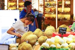 Sầu ri&ecirc;ng Việt Nam, Th&aacute;i Lan rớt gi&aacute; ở Trung Quốc