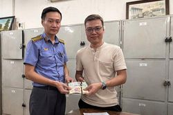 Trả lại gần 123 triệu đồng cho hành khách bỏ quên khi xuống tàu