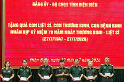 Điện Biên: Thăm, tặng quà nhân Ngày Thương binh - Liệt sĩ