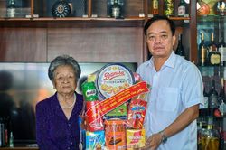 Tri ân thế hệ đi trước