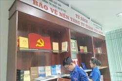 Chỉ thị số 10-CT/TW: Tăng cường gi&aacute;o dục l&yacute; luận ch&iacute;nh trị, l&yacute; tưởng c&aacute;ch mạng trong hệ thống gi&aacute;o dục quốc d&acirc;n