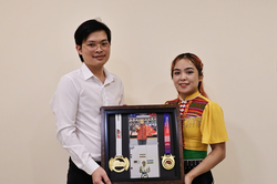 Tấm lòng nhân ái của võ sĩ Lò Thị Phung