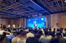 AI tạo 'lớp năng suất' mới cho doanh nghiệp Hà Nội